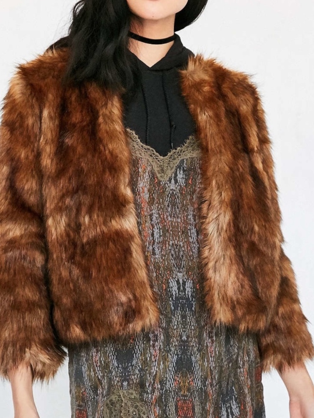 NWOT Kimchi Blue Urban Outfitters Zola Faux Fur Bomber Cropped Jacket